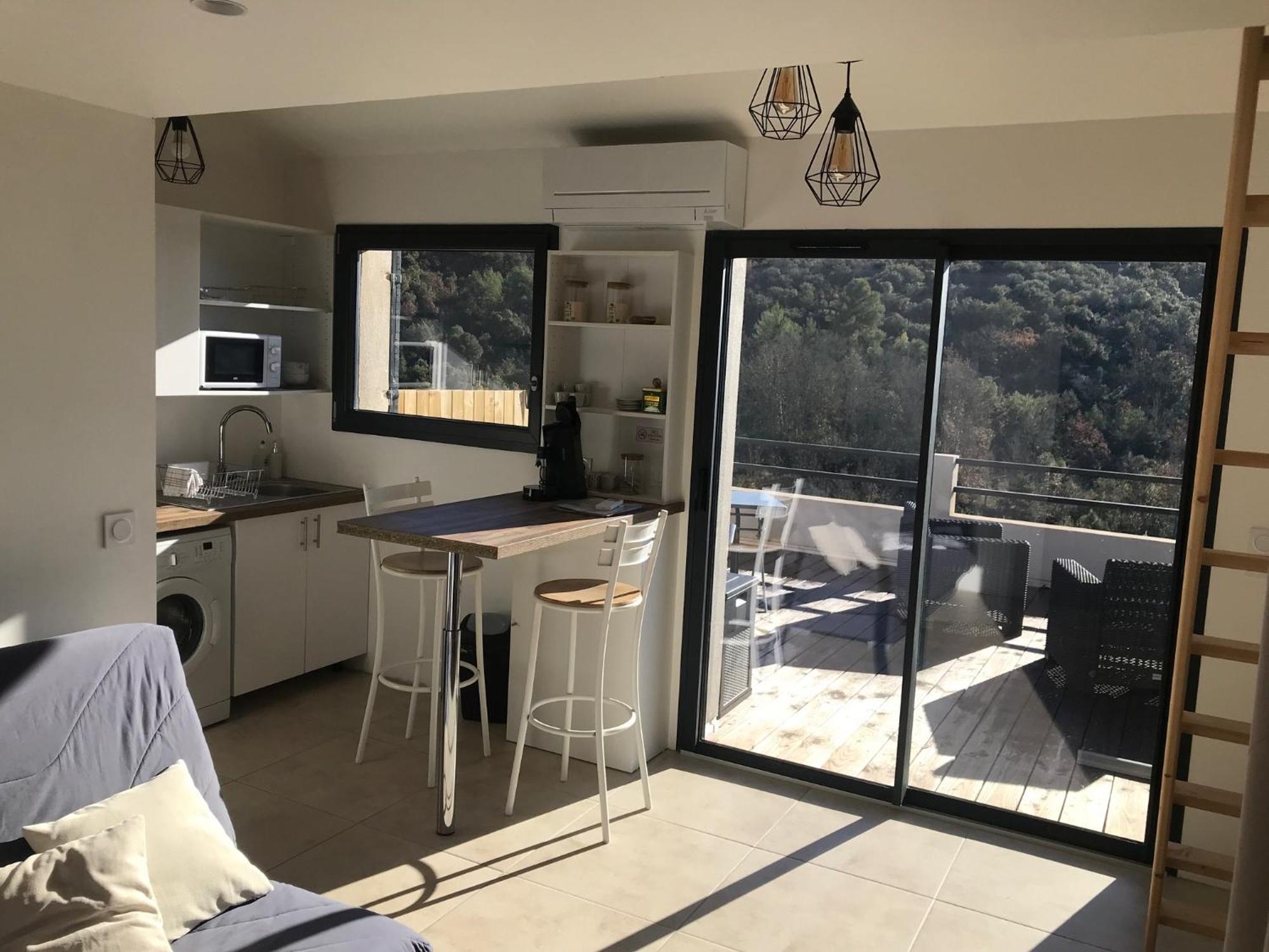 Studio Au Calme, Grande Terrasse Avec Vue Vallee Ginasservis Exteriör bild